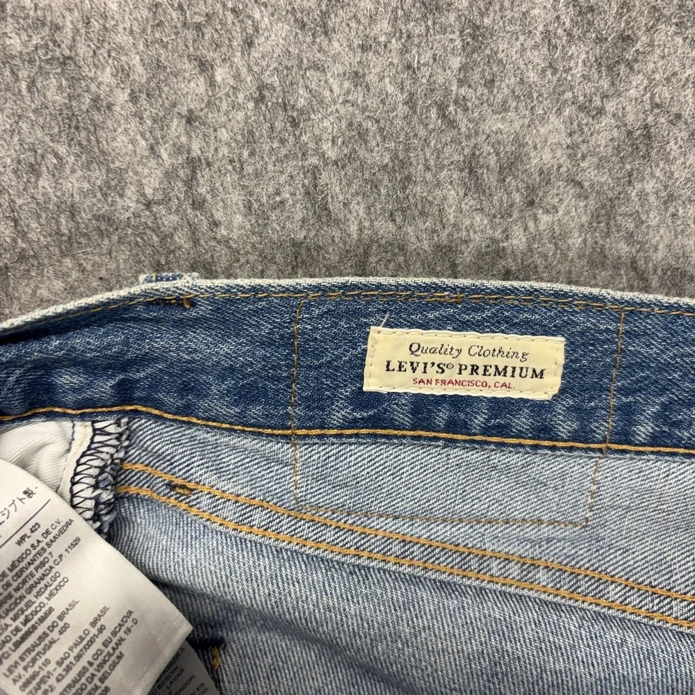 Levi's Premium 501 '93 Jeans Men's 30 x 32 Blue Light Wash Button Fly Straight